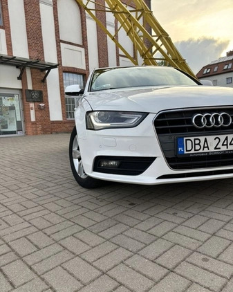 Audi A4 cena 38499 przebieg: 245000, rok produkcji 2013 z Wałbrzych małe 211